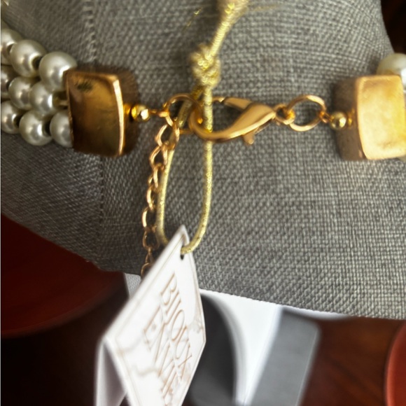 Vintage Pearl Flower Pendant Statement Necklace - Picture 3 of 6